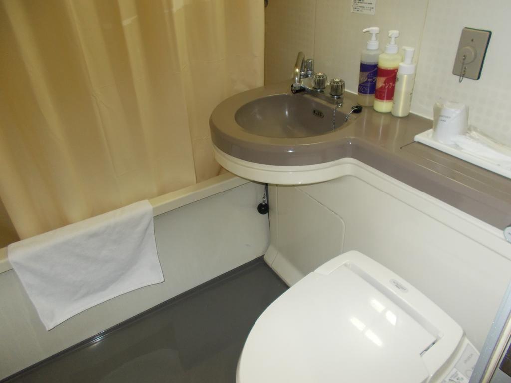 Hotel Matsuyama Hills Екстер'єр фото